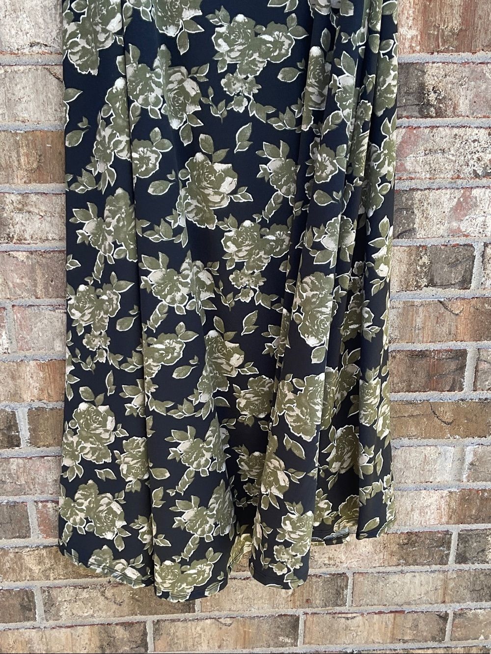 🔥 Take 50% OFF/ LulaRoe Olive & Black Floral Maxi Skirt - Women, Size-XL - Picture 5 of 9